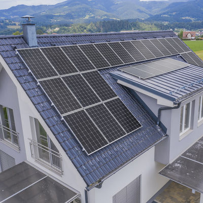 Avcon Hybrid Inverter for Home Solar System 48V 10Kw 5Kw Lfp Battery Storage Solar Energy for Villas and Panel